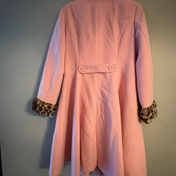 GUC Hell Bunny 1950's Style Pink Robinson Coat - Picture 3 of 9